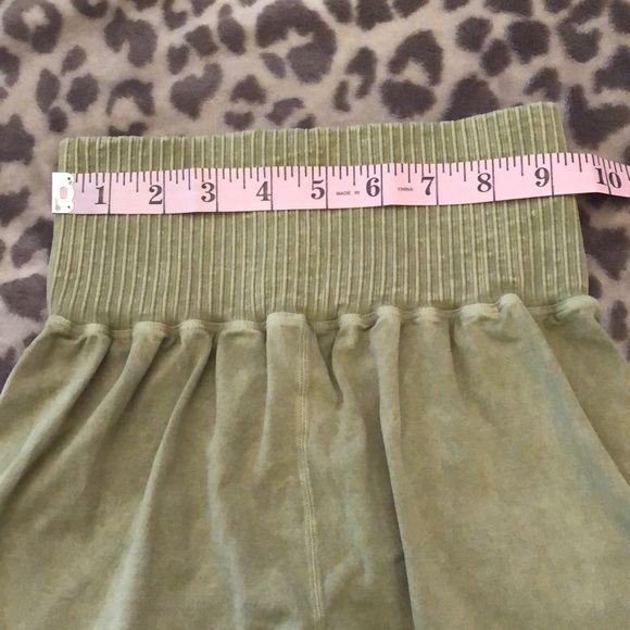 Free People Good Karma Ruched Shorts in Green Size XS/S - Picture 14 of 16